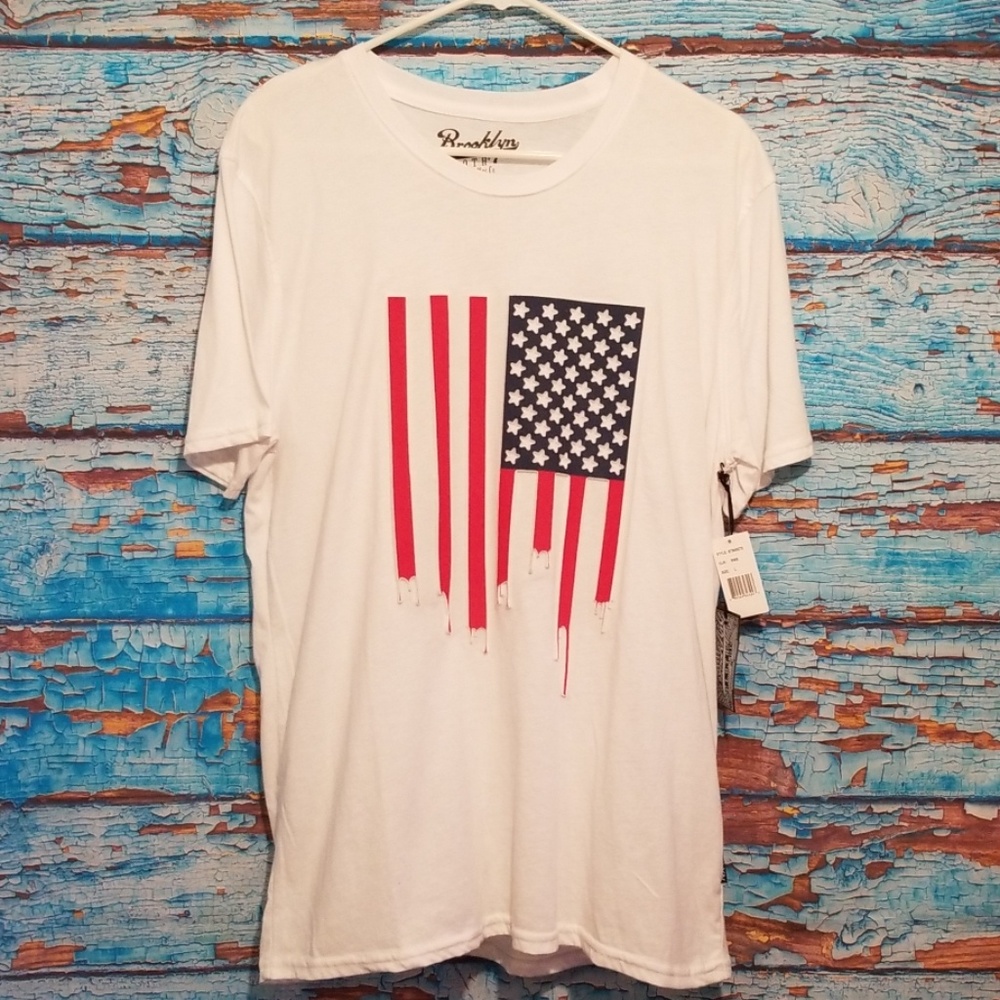 🆕️🏷 Men's American Flag Tee